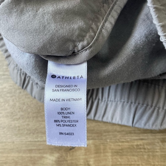 [Athleta] Beachside Bali Linen Shorts 4 - Picture 7 of 8